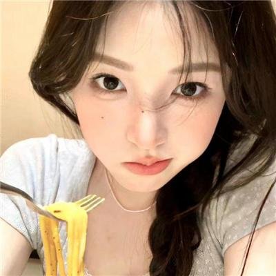 我的媳妇是女王 推荐封面